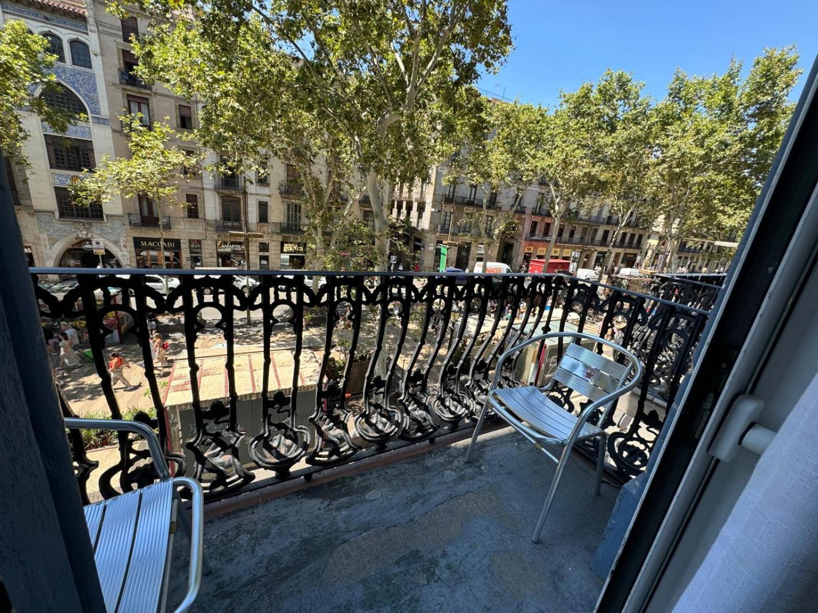 Hostal Mont Thabor Barcelona Exteriör bild