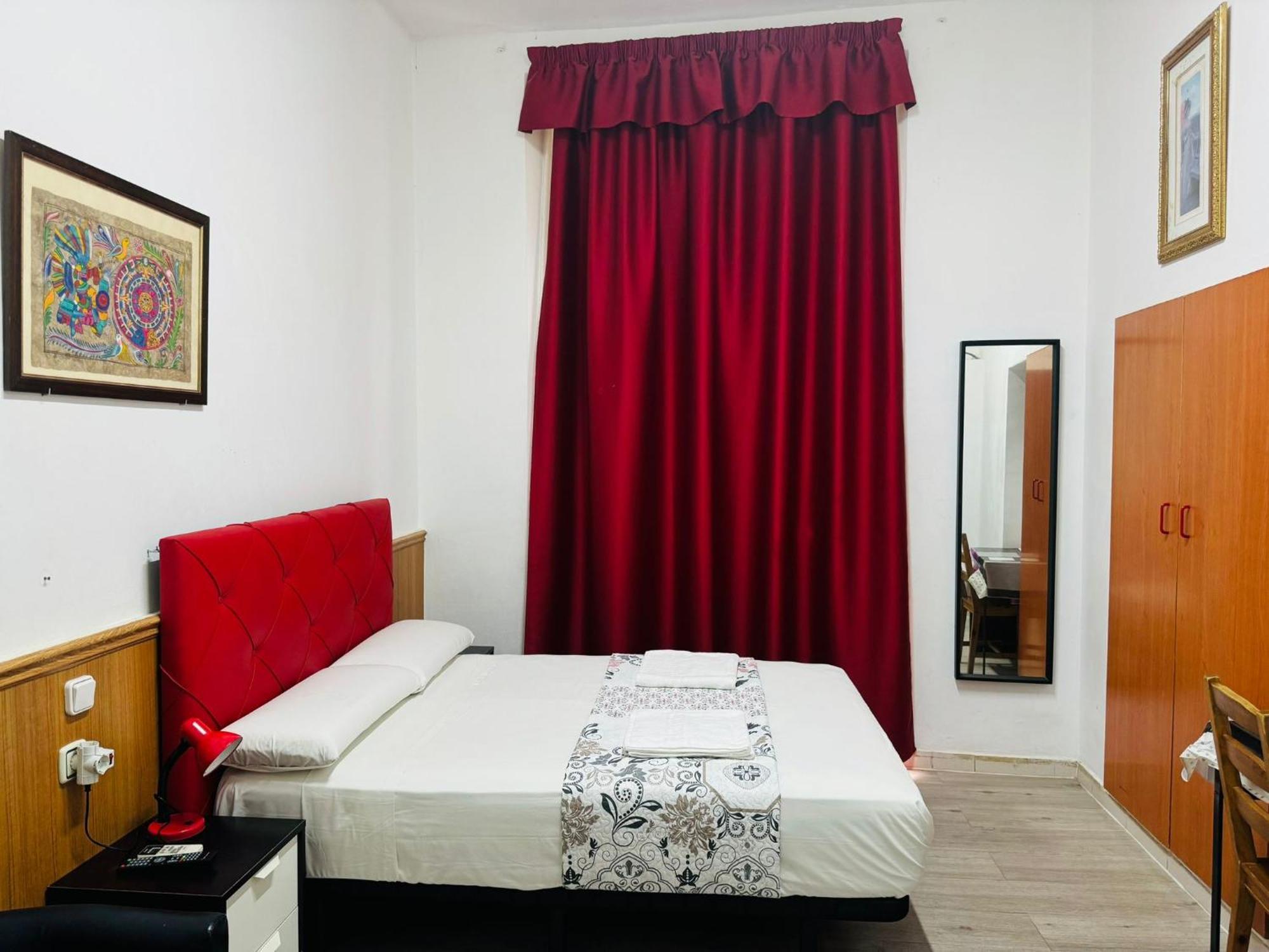 Hostal Mont Thabor Barcelona Exteriör bild