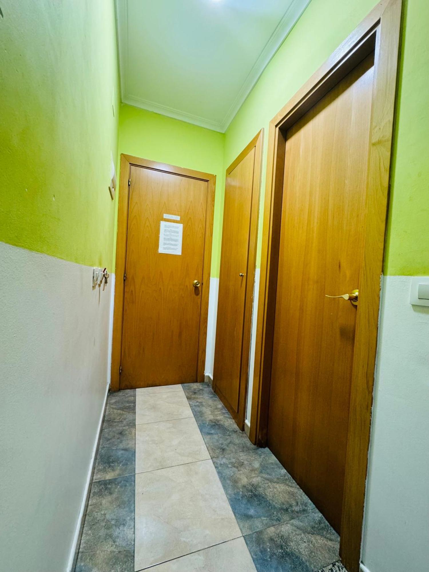 Hostal Mont Thabor Barcelona Exteriör bild